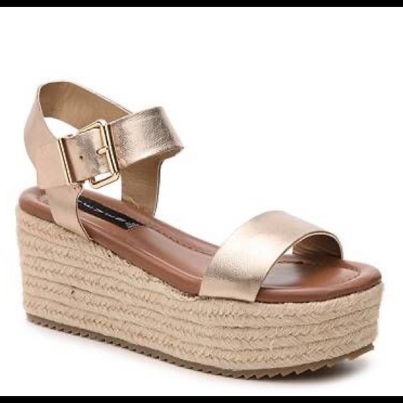steve madden gold platform sandals